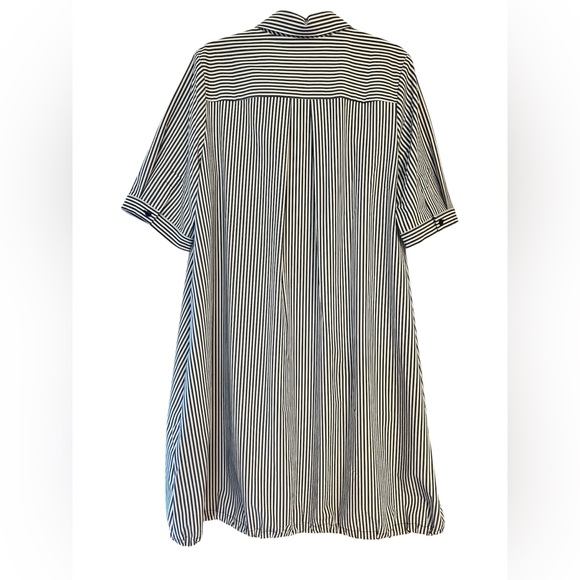 Chico’s Grey White Stripe Shirtdress with Bungee Cinch hem. - Picture 2 of 3